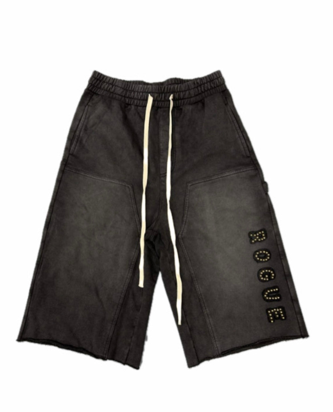 Studded 3/4 shorts